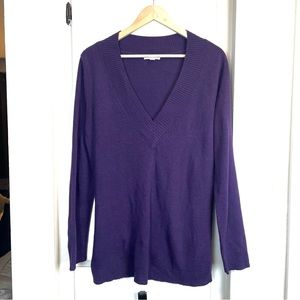New York and Company V Neck Sweater
